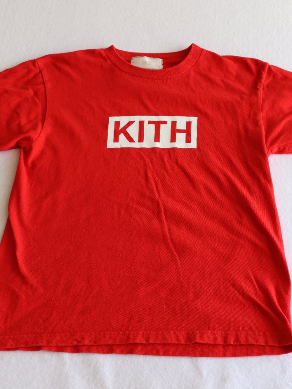 Kith Shirt Men's Medium Red Classic Center Box Logo Graphic Tee Streetwear